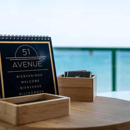 51 Avenue Apartman *
